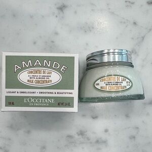 L'OCCITANE Amande Milk Concentrate